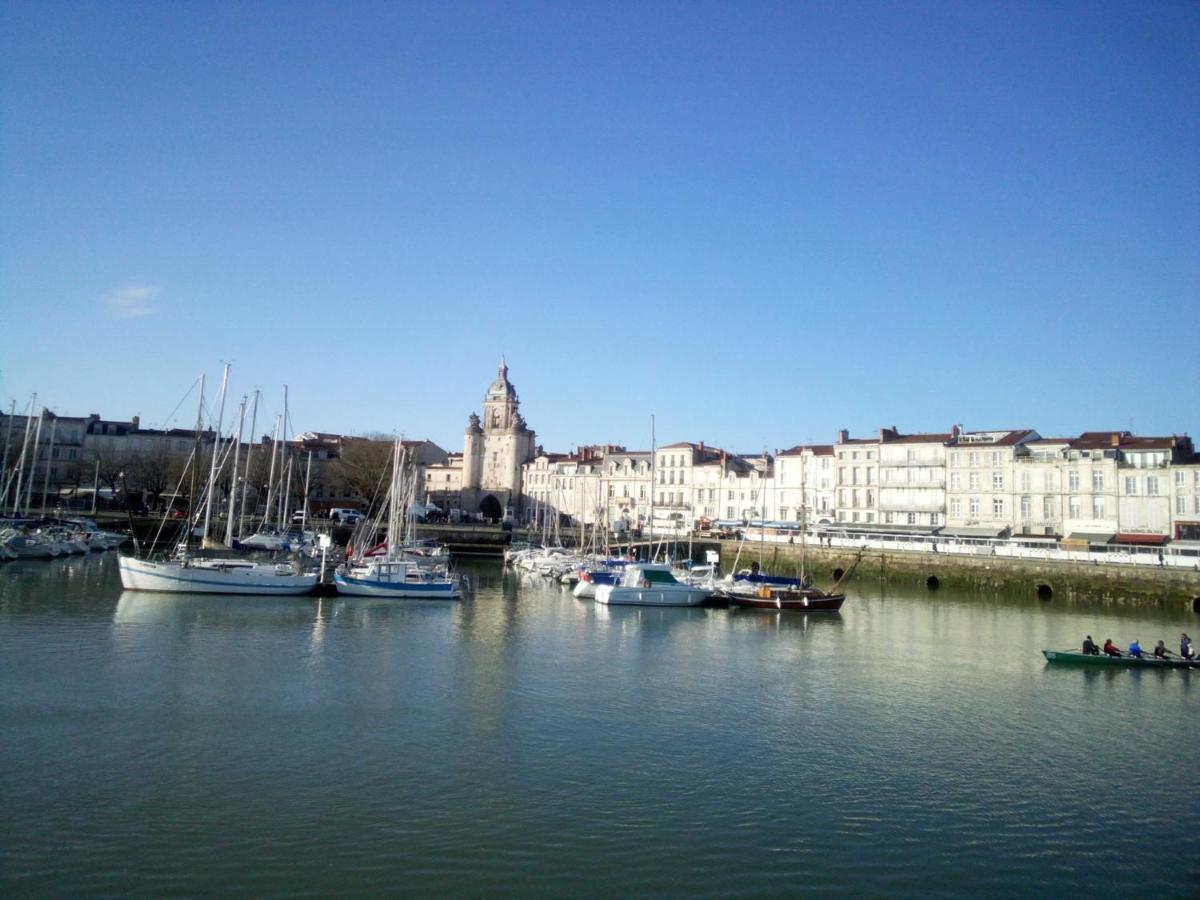 Le Fetilly Avec Parking Privatif Et Climatisation La Rochelle  Exterior foto