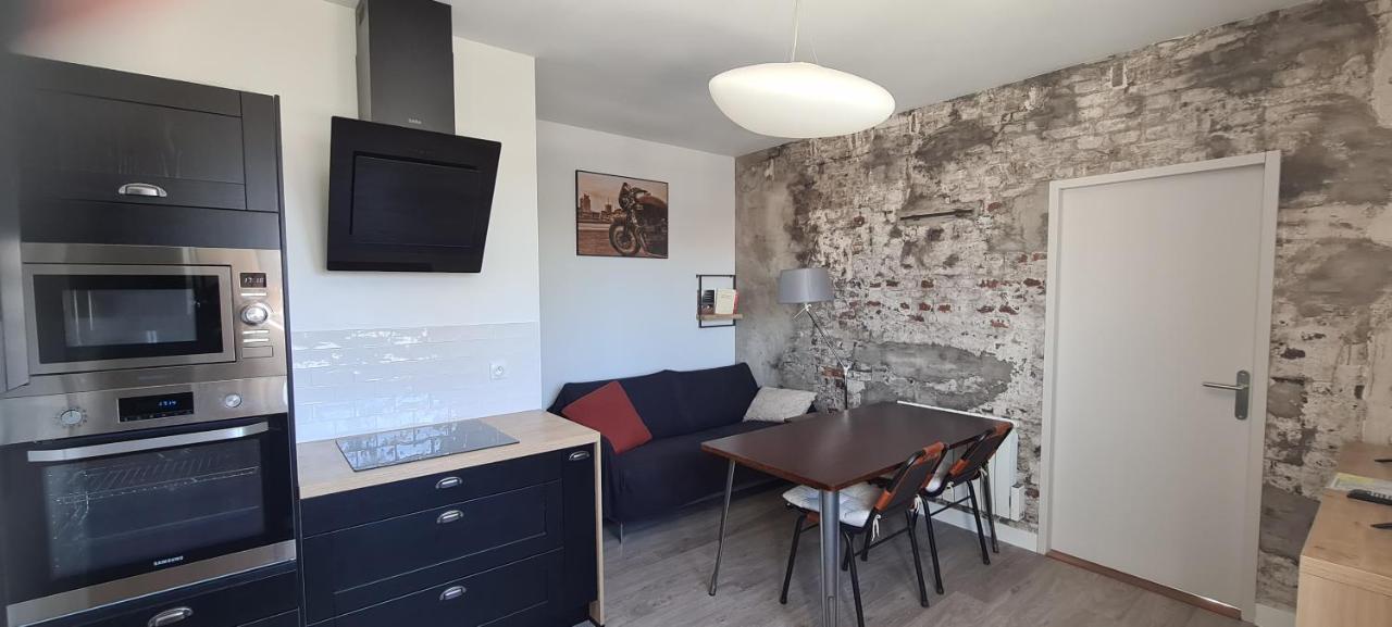 Le Fetilly Avec Parking Privatif Et Climatisation La Rochelle  Exterior foto